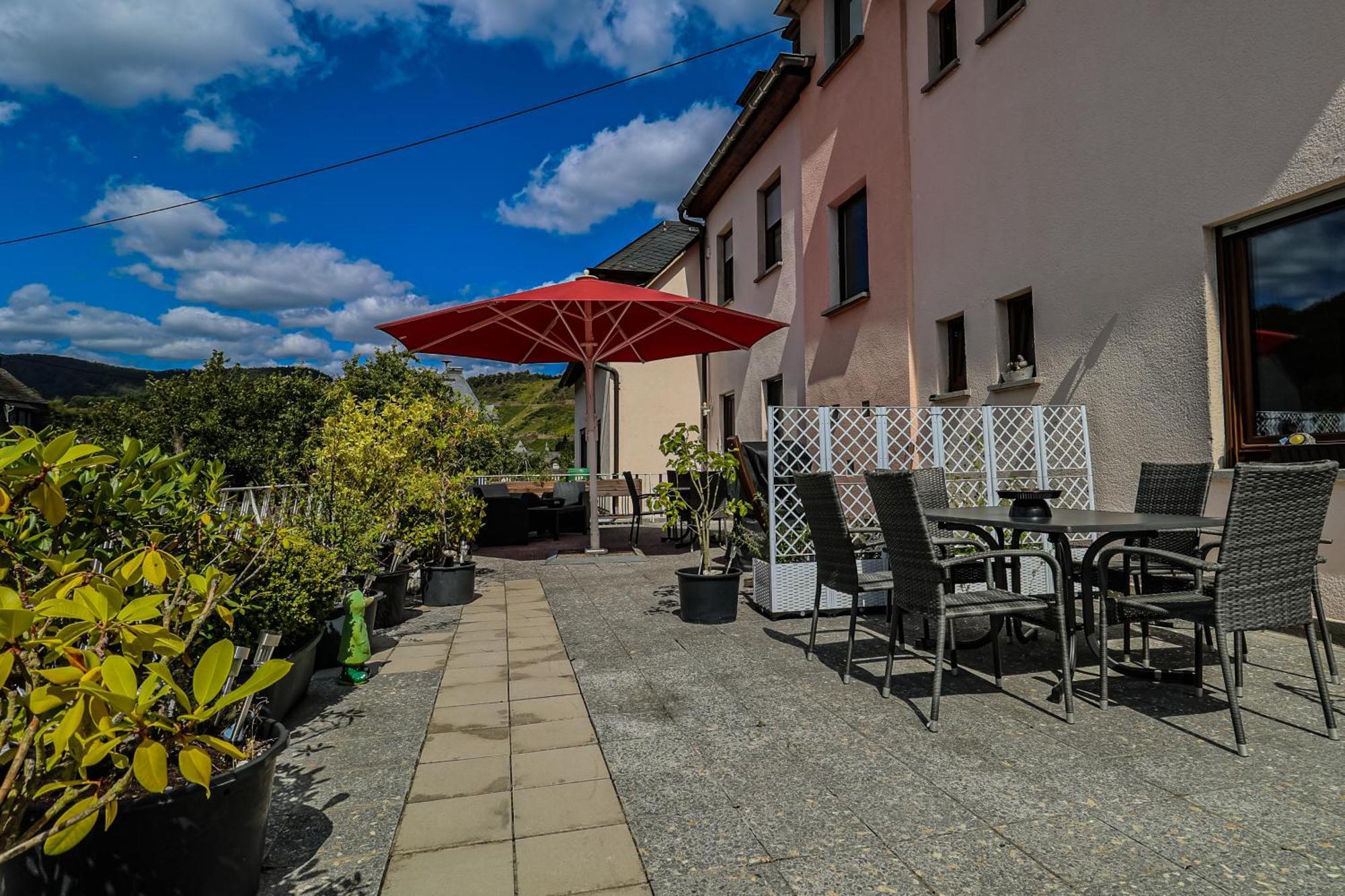 Exklusive Moselidylle: Fewo Mit Traumhaftem Staustufenblick, Netflix, Terrasse Neef Exterior foto